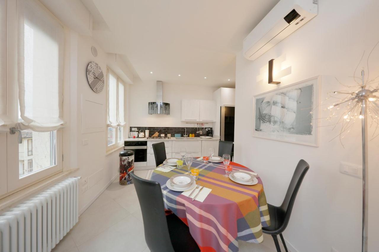 Siena Uptown - Sabrina'S Charming Apartment Exterior foto