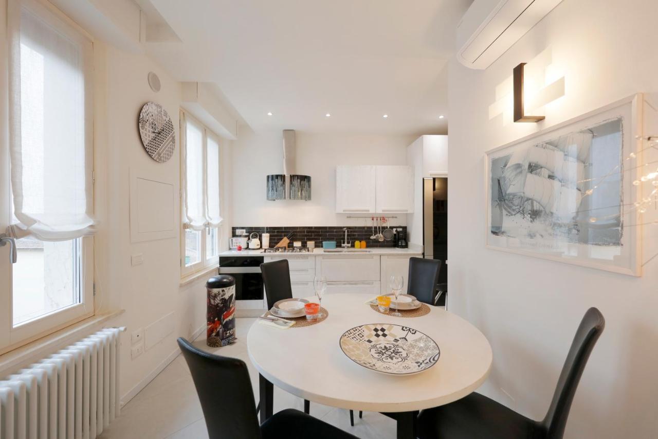 Siena Uptown - Sabrina'S Charming Apartment Exterior foto