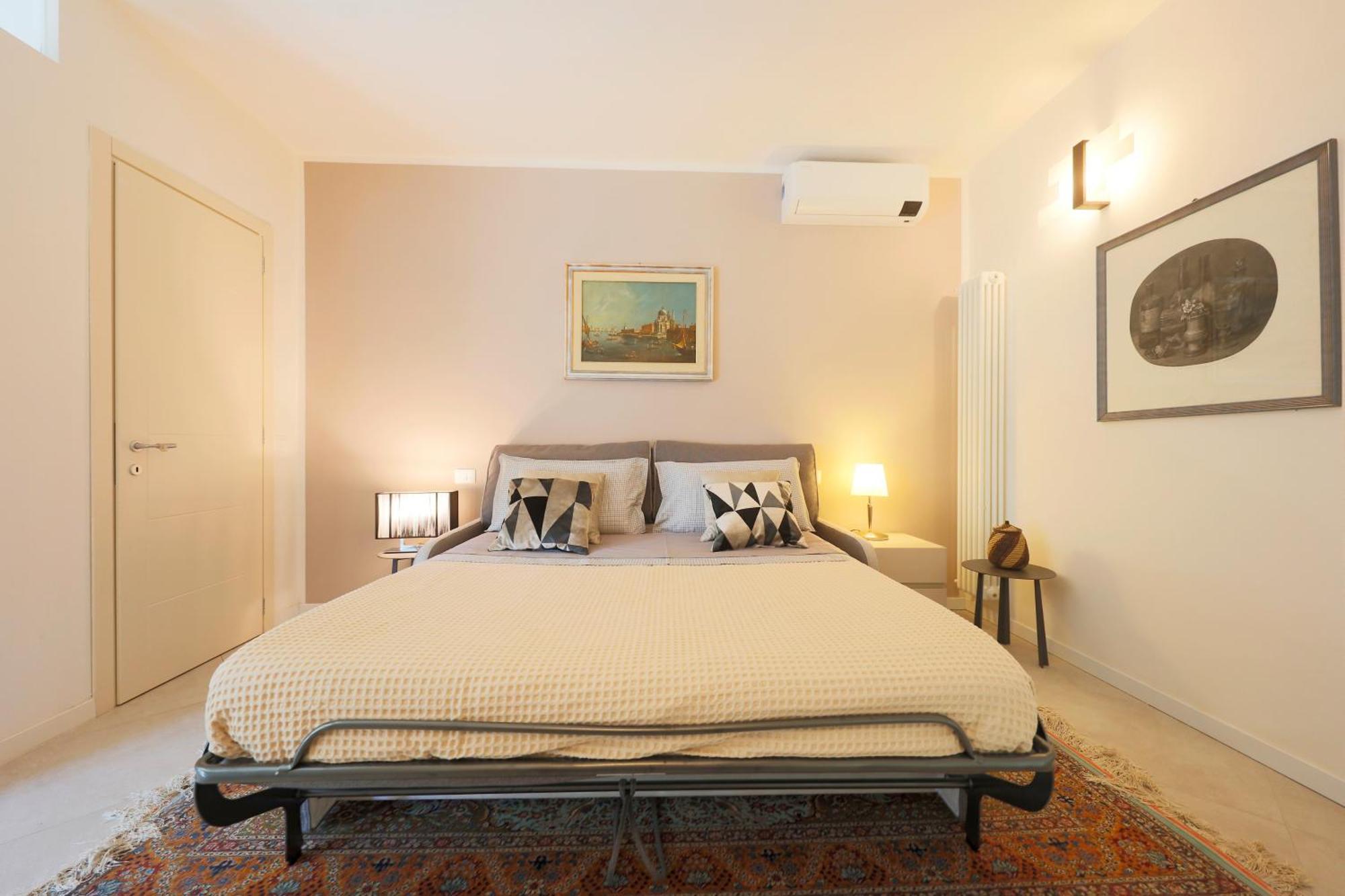 Siena Uptown - Sabrina'S Charming Apartment Exterior foto